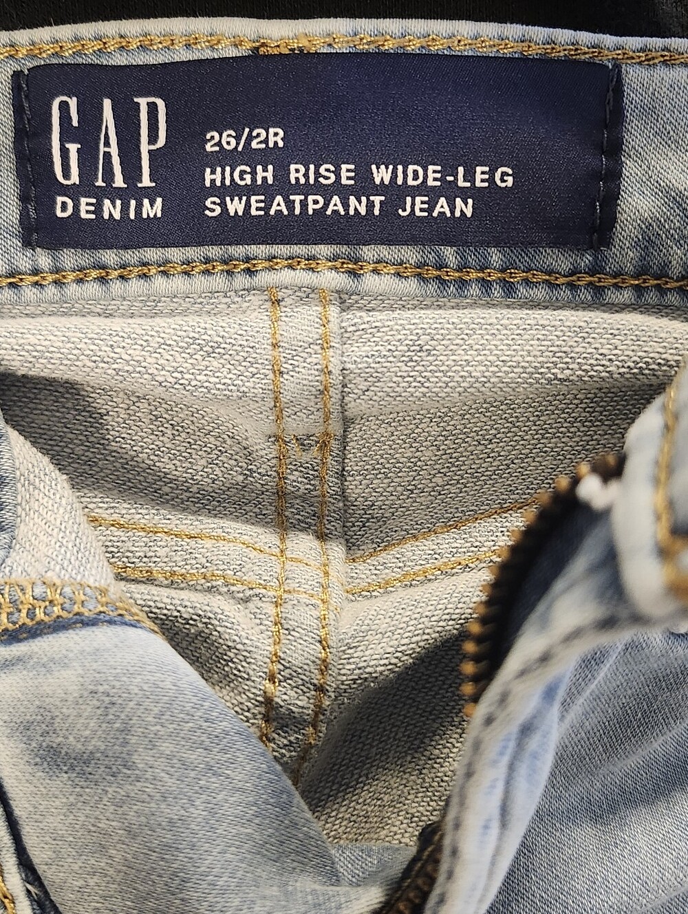 GAP High Rise Wide Leg Sweatpant Jean Women's Size 26/2R - Picture 4 of 7